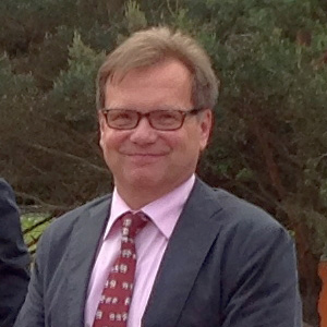 Dr. Florian Binder